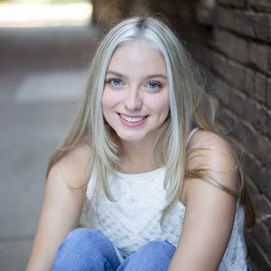 Meet your Posher, Alexandra